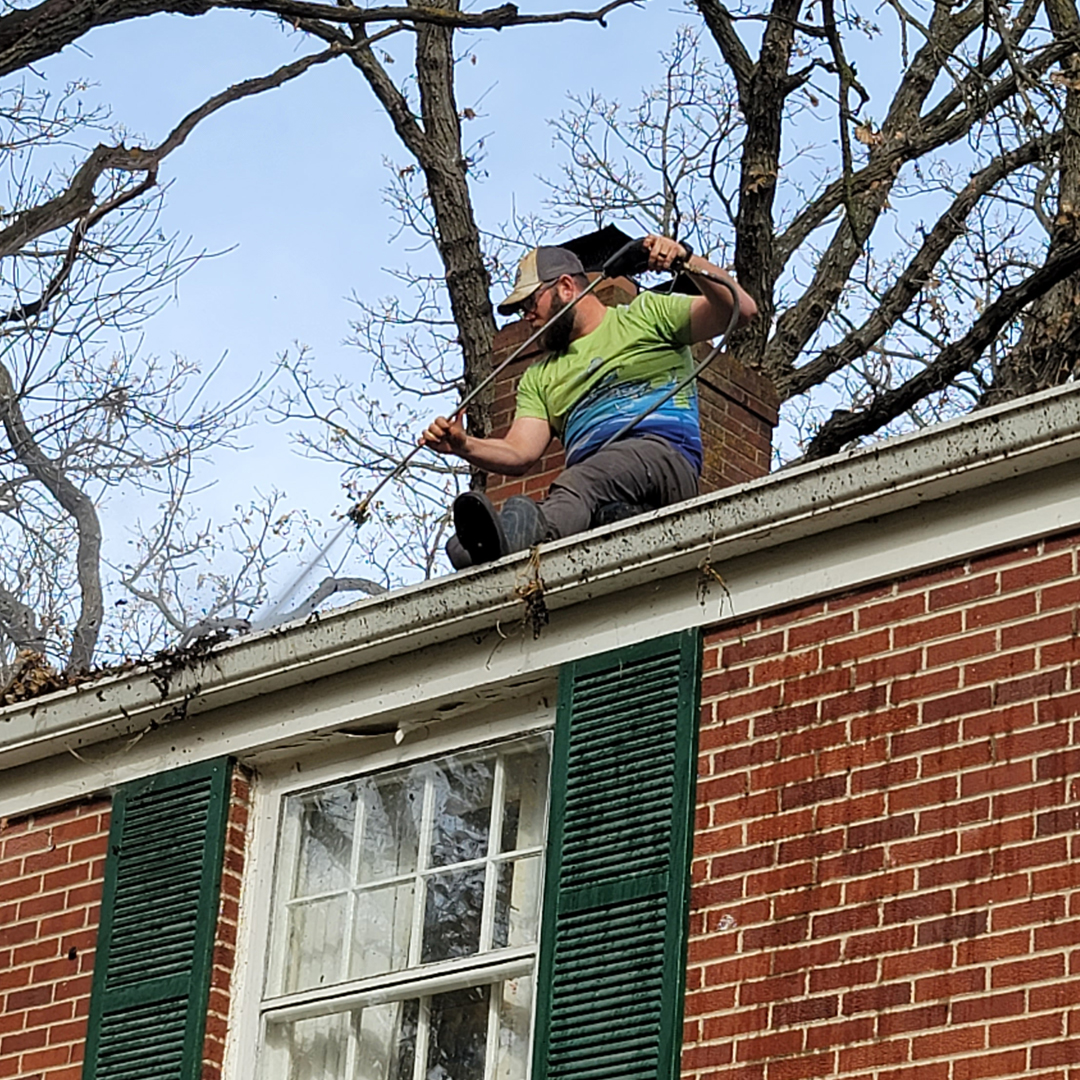 Gutter Cleaning2